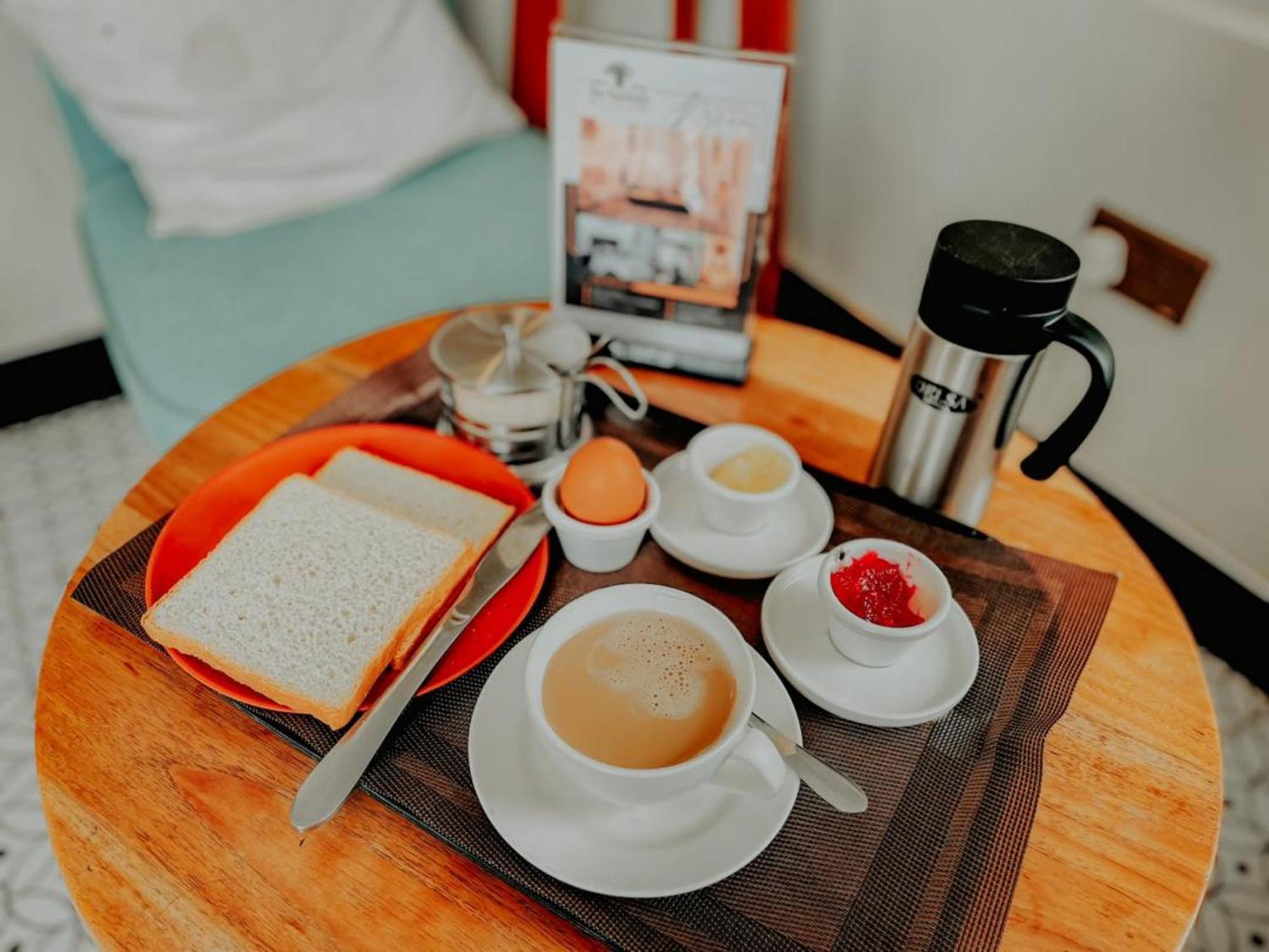 The Baobab Homestay ドドマ エクステリア 写真